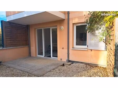 grand 2 pièces avec jardin