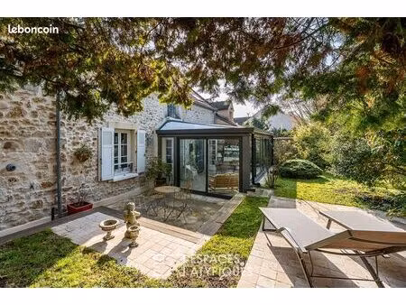 maison 8 pièces 175 m²