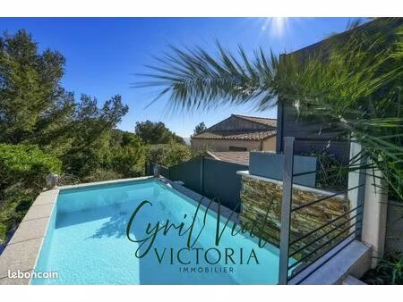 propriété 6 pièces 156 m²