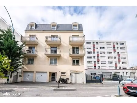 appartement 3 pièces 58 m²
