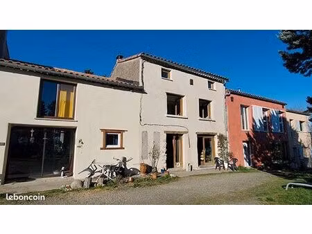 maison dans un habitat groupé