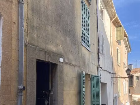 maison de ville 93m² traversante. travaux de rénovation