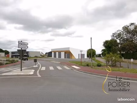 local commercial 60 m² saint-alban