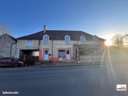 maison de ville 11 pièces 293 m²
