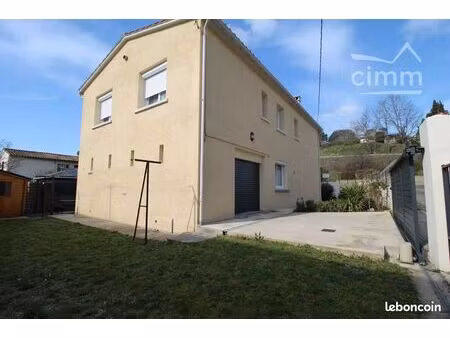 maison 6 pièces 140 m²