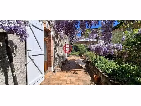 maison 11 pièces 253 m²