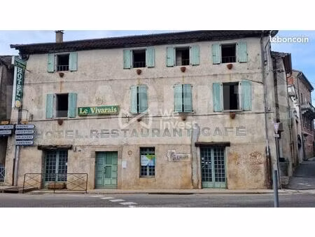 immeuble 950 m² les vans