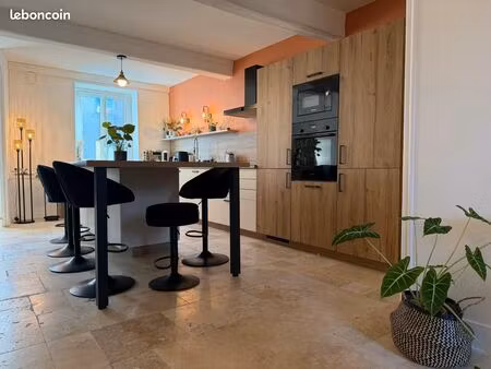 maison rénovée 85 m² – 2 chambres – dagneux – proche lyon – patio