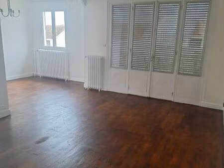 a louer maison t4 avec jardin clos 400m2