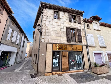 immeuble de rapport dans un joli village du minervois