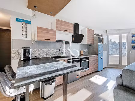 appartement 2 pièces garage cave 79 rue pierre audry