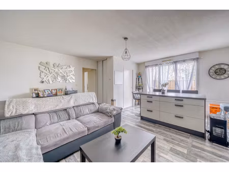 appartement 2 pièces de 47m2 avec balcon et parking