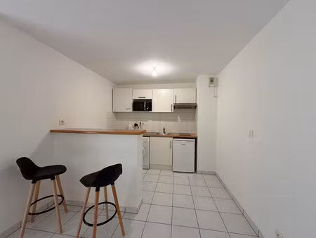 a louer - toulouse sept deniers - appartement t2 40 m² loué meublé avec place de parking e