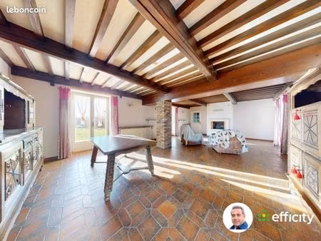 maison 5 pièces 222 m²
