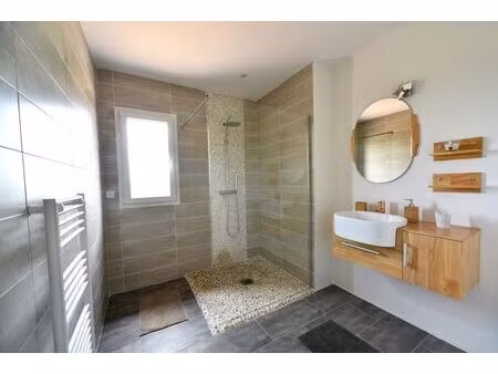 location maison 5 pièces 101 m² à sauveterre-de-guyenne (33540)