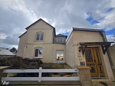 maison 8 pièces 152 m²