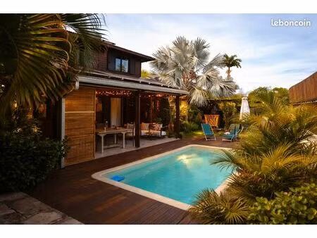 villa au calme plateau caillou