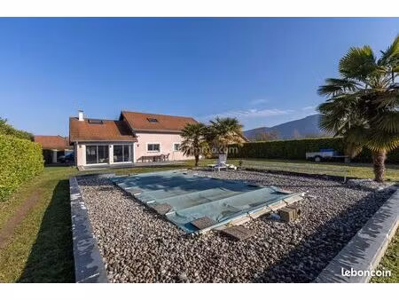 maison 5 pièces 170 m²