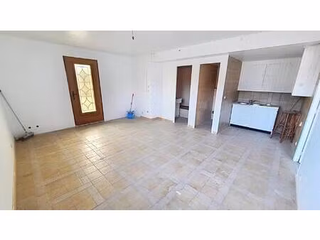 3-4 pièces en duplex avec 2 parkings  au calme  proche centre ville