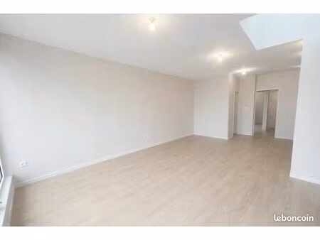 duplex 7 pièces 90 m²