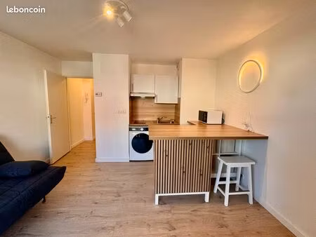 ? studio meublé 22 m² refait à neuf + terrasse + 2 parkings sécurisés – calme & lumineux ?