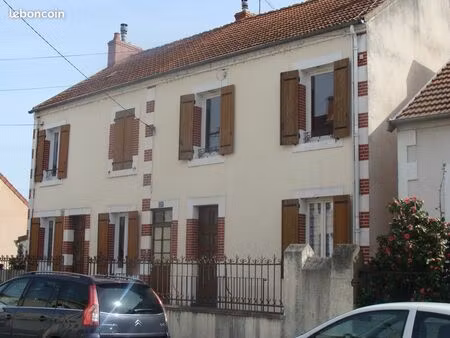 grand f3 rue docteur roux montlucon