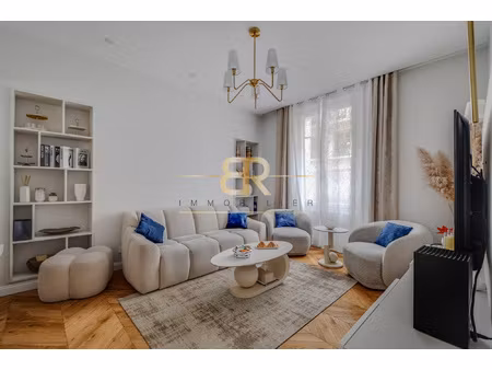 bien rare  profession libérale accepté