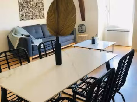 t3 - plateau/ dernier étage / place de parking