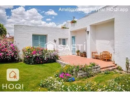 pavillon plain pied  non mitoyen  sous sol  3 ch