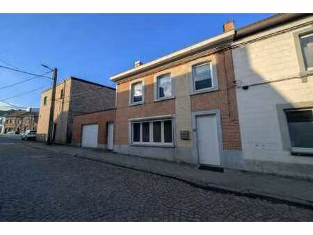 maison 2 chambres avec garage proche commodités