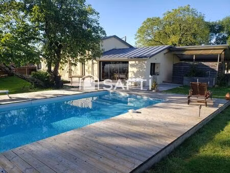 jau-dignac-et-loirac (33) – propriété 168 m² sur 9 500 m² | investissement locatif clé en 