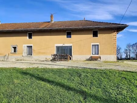 maison rénovée avec potentiel d'agrandissement