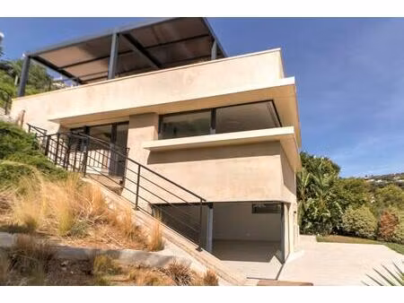 maison contemporaine - domaine privé - 180 m²