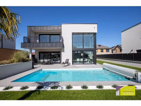 maison contemporaine d'exception 6 pieces - 161 m2