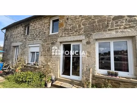 maison en pierres avec terrain de près de 2 5 hectares