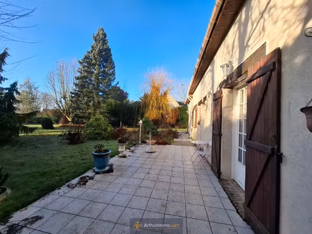 pavillon traditionnel avec garage et terrain 1510m2