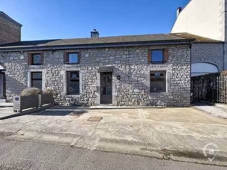 superbe maison 3 chambres au centre de beauraing