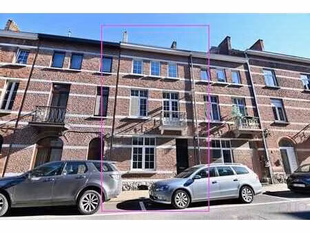 volledig vernieuwde herenwoning in het hartje van sint-tr...