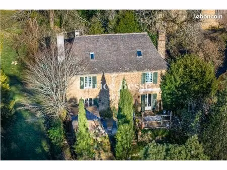 maison de village 8 pièces 236 m²