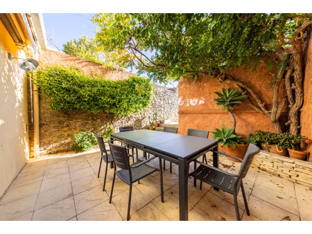 exclusivité -candillargues-centre ville- maison piscinable 191 m² en r+2 -7 piéces   4 cha