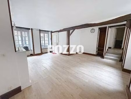 location appartement 4 pièces à cherbourg-octeville (50100) : à louer 4 pièces / 80m² cher