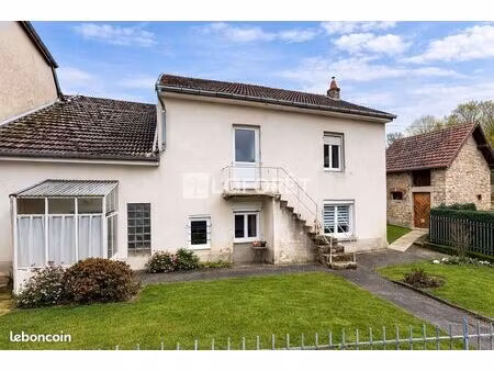 maison 5 pièces 97 m²