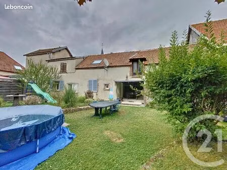 maison 5 pièces 85 m²