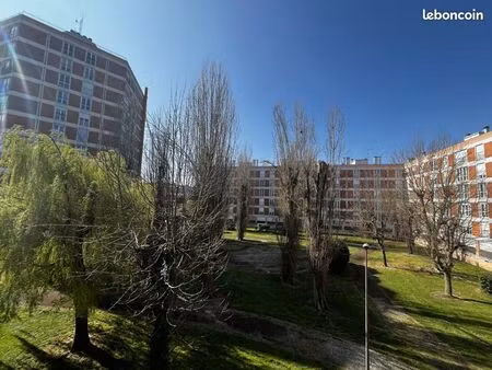 troyes apt secteur hopital