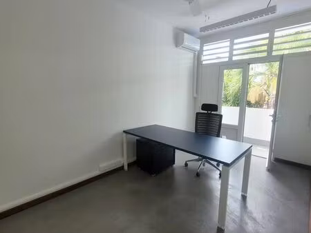 bureau à louer - 11m²