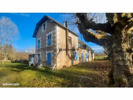 maison 8 pièces 236 m²