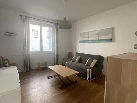 location appartement 2 pièces meublé à brest (29200) : à louer 2 pièces meublé / 43m² bres