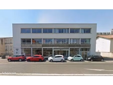 bureaux 525 m²
