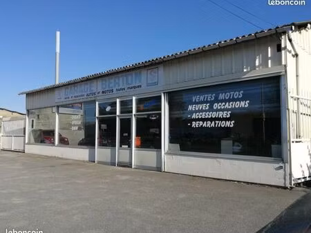 bâtiment commercial