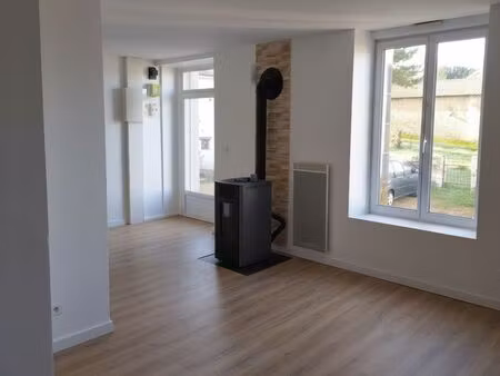 maison t4 rénovée – jardin 255 m² – dissay centre